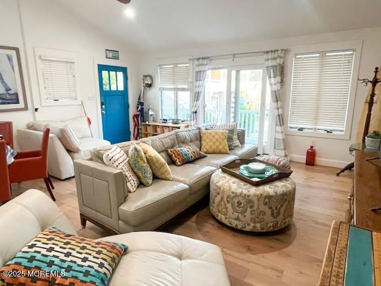 115 Charles Boulevard – photo 4