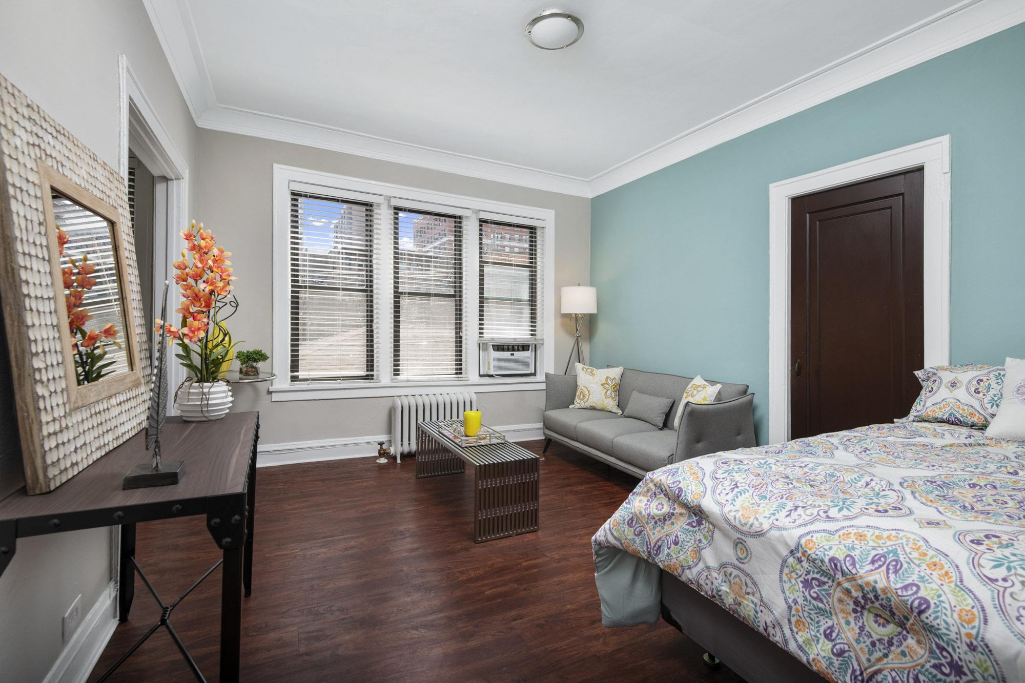 Reside at 823 – photo 3