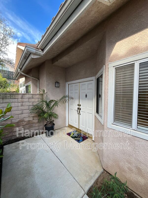 634 Twin Peaks Ave – photo 4