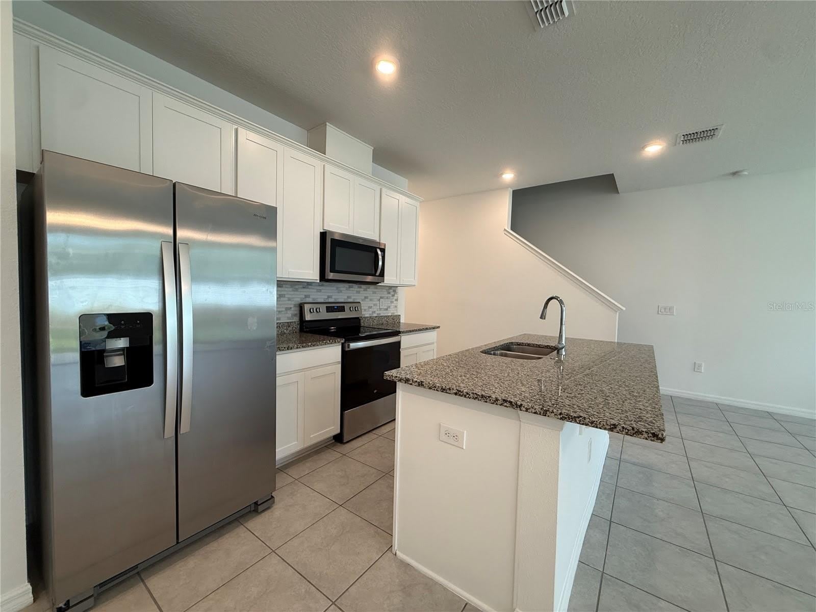 15025 WILLOW ARBOR Circle – photo 5