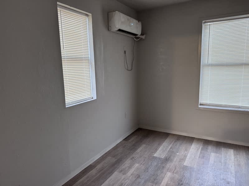 5916 Austin Avenue – photo 5