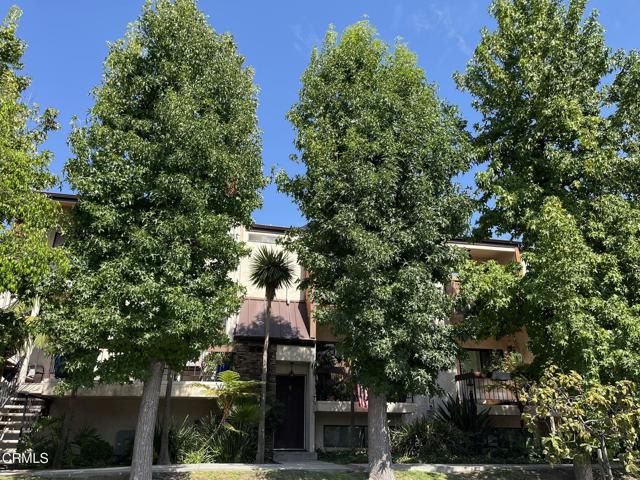 320 Mchenry Road – photo 2