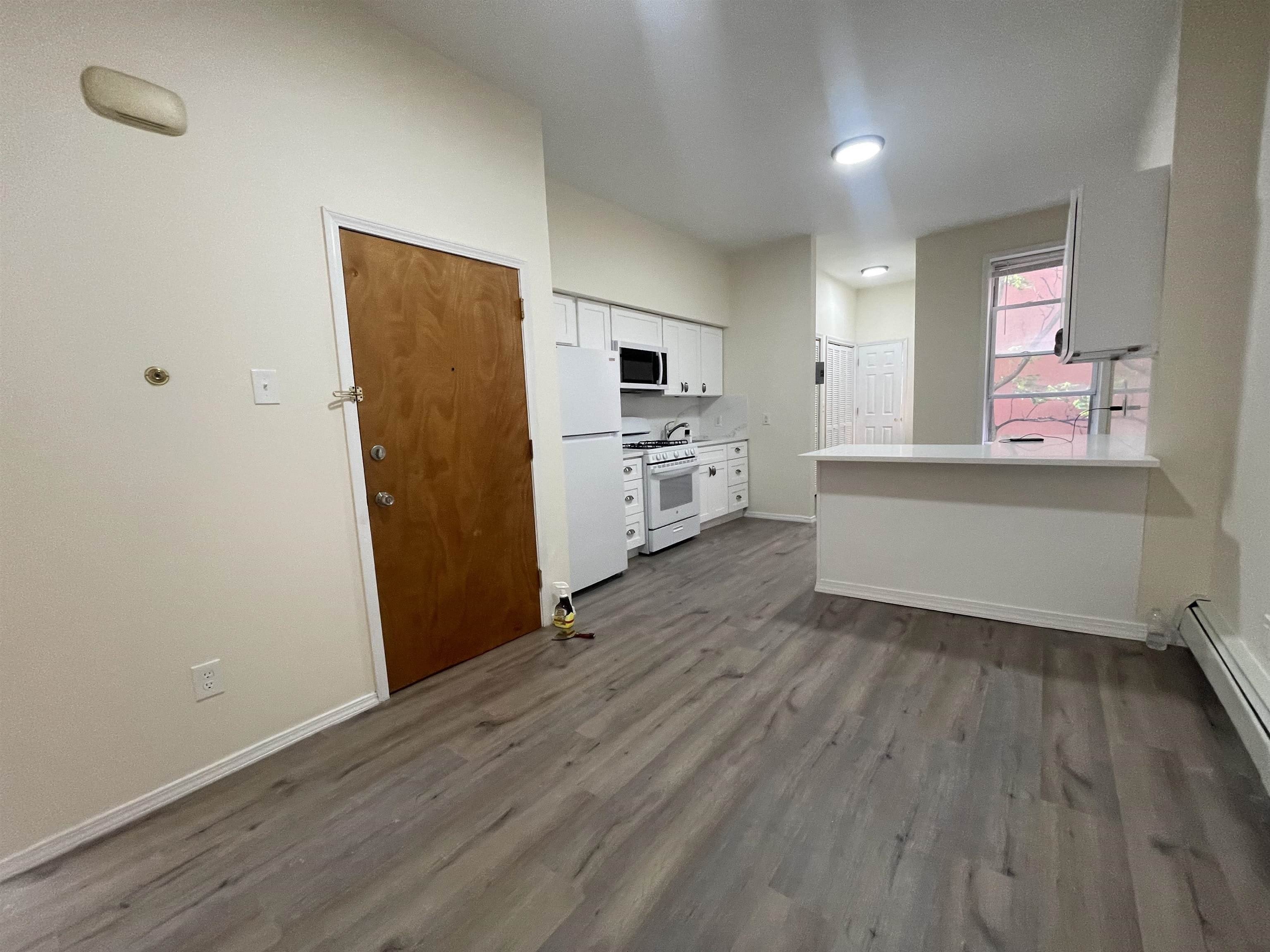 265 BALDWIN AVE – photo 5
