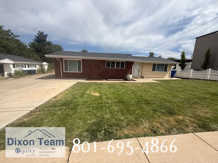 44 W 150 North – photo 1