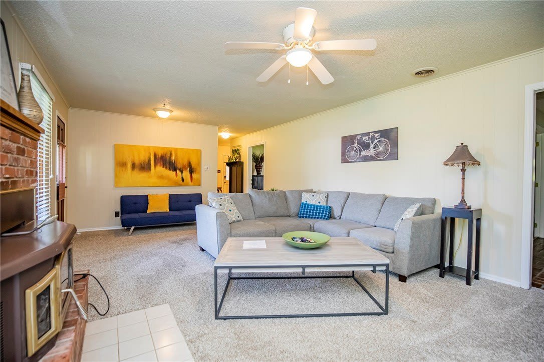 107 NW Winfield Lane – photo 4