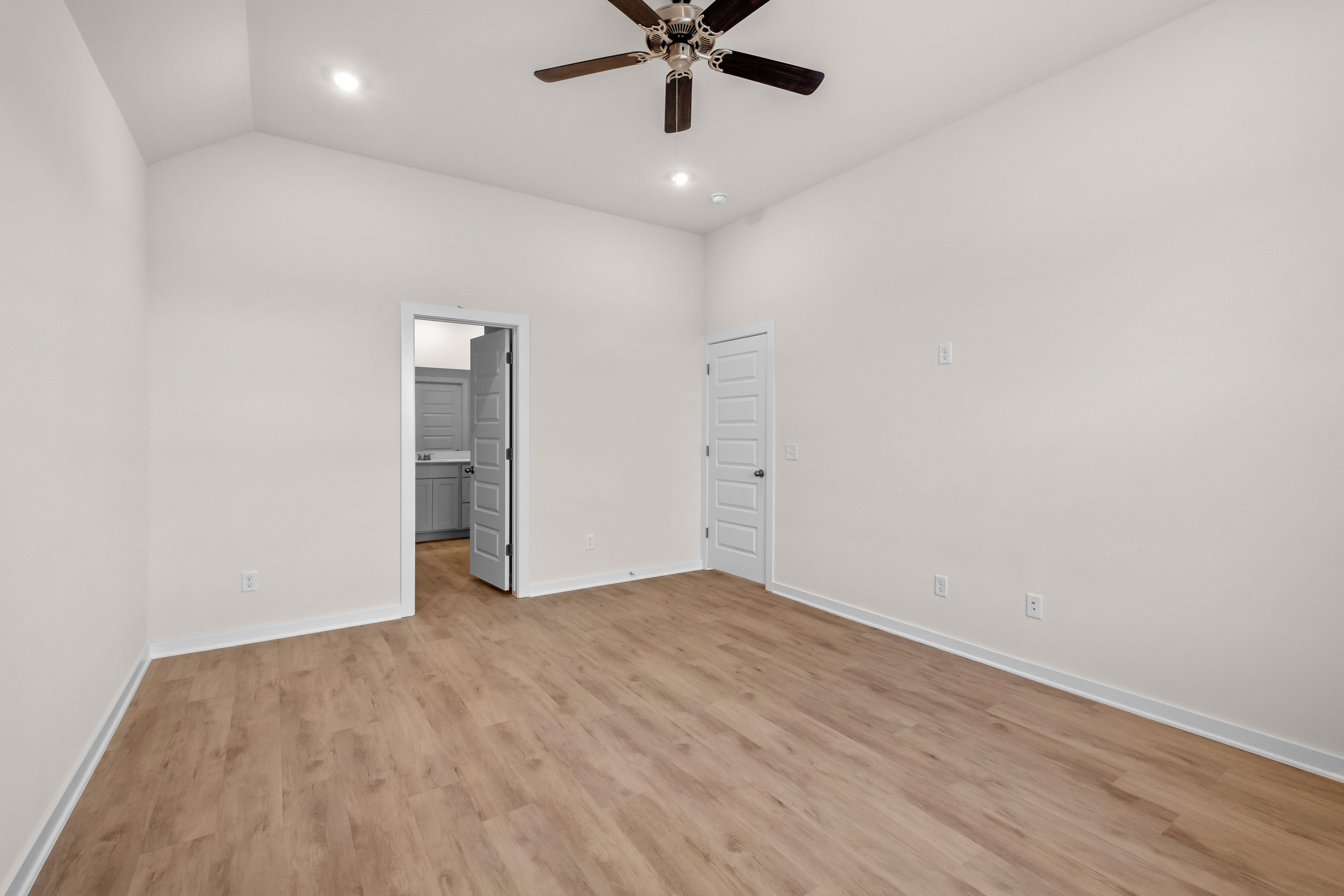 391 Branta Street – photo 5