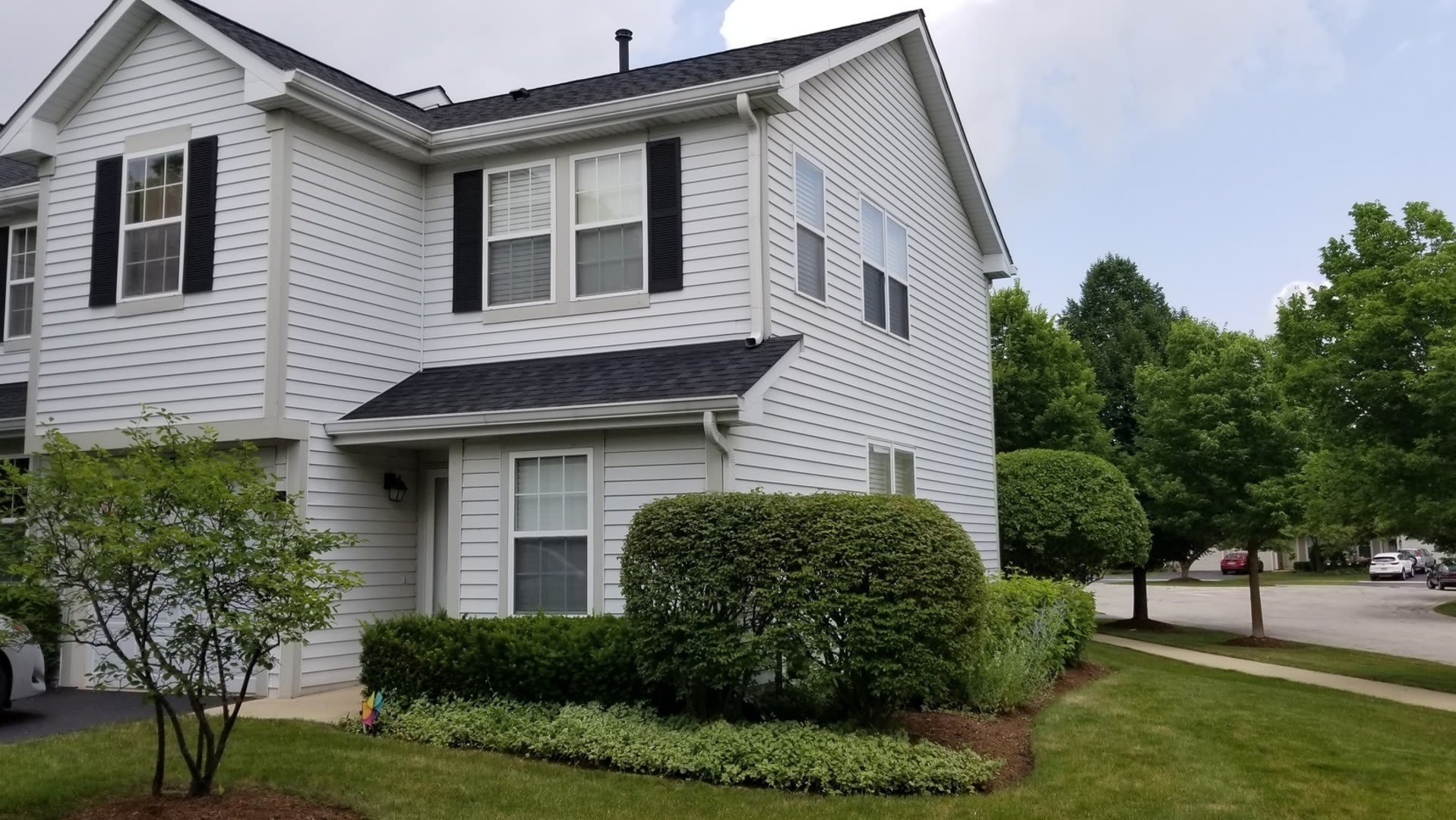 1235 WHISPERING HILLS Drive – photo 2