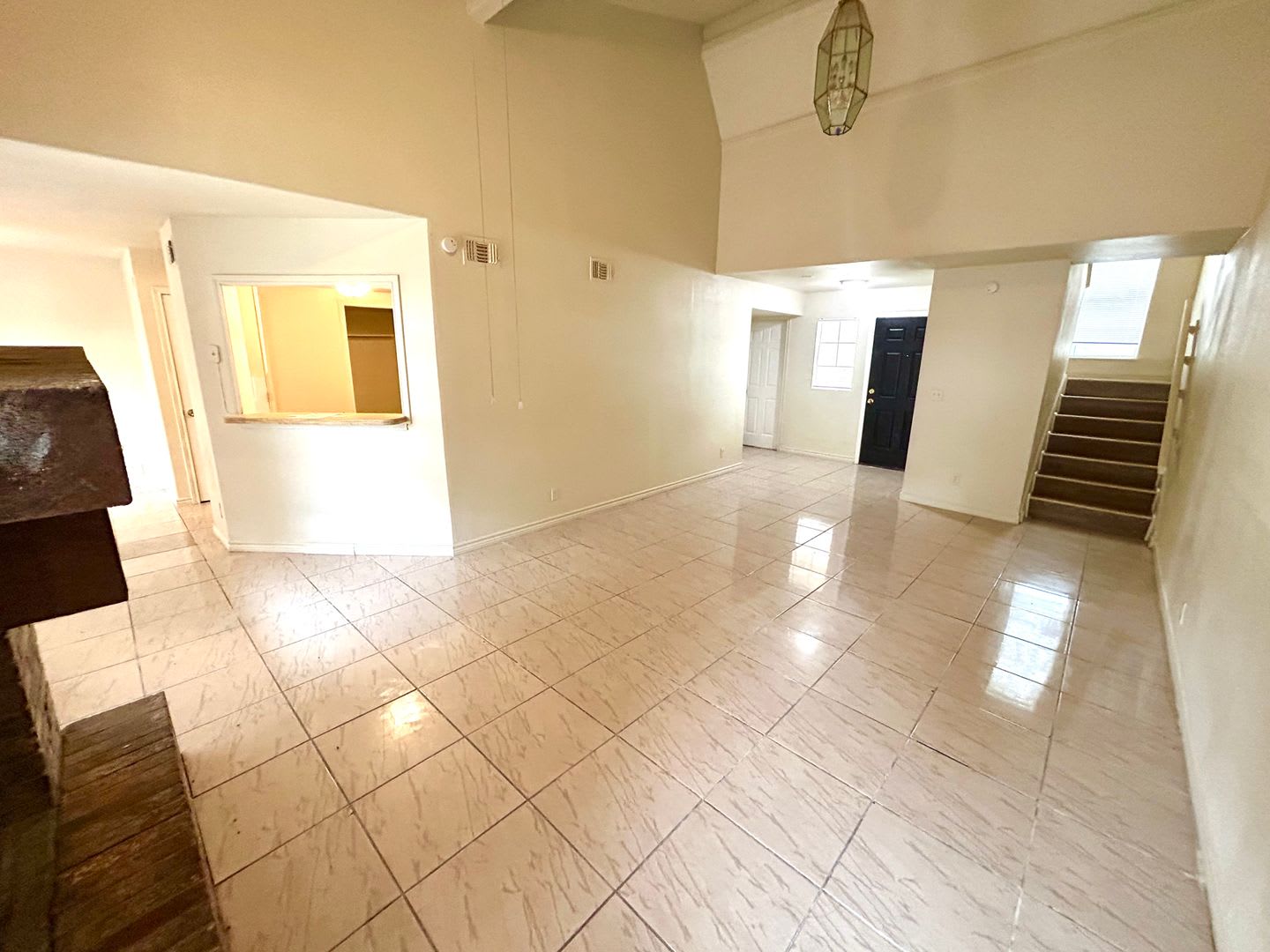 *COMING SOON* 2-Story 3 Bedroom / 2 Bath Home Near Randolph AFB! – photo 4