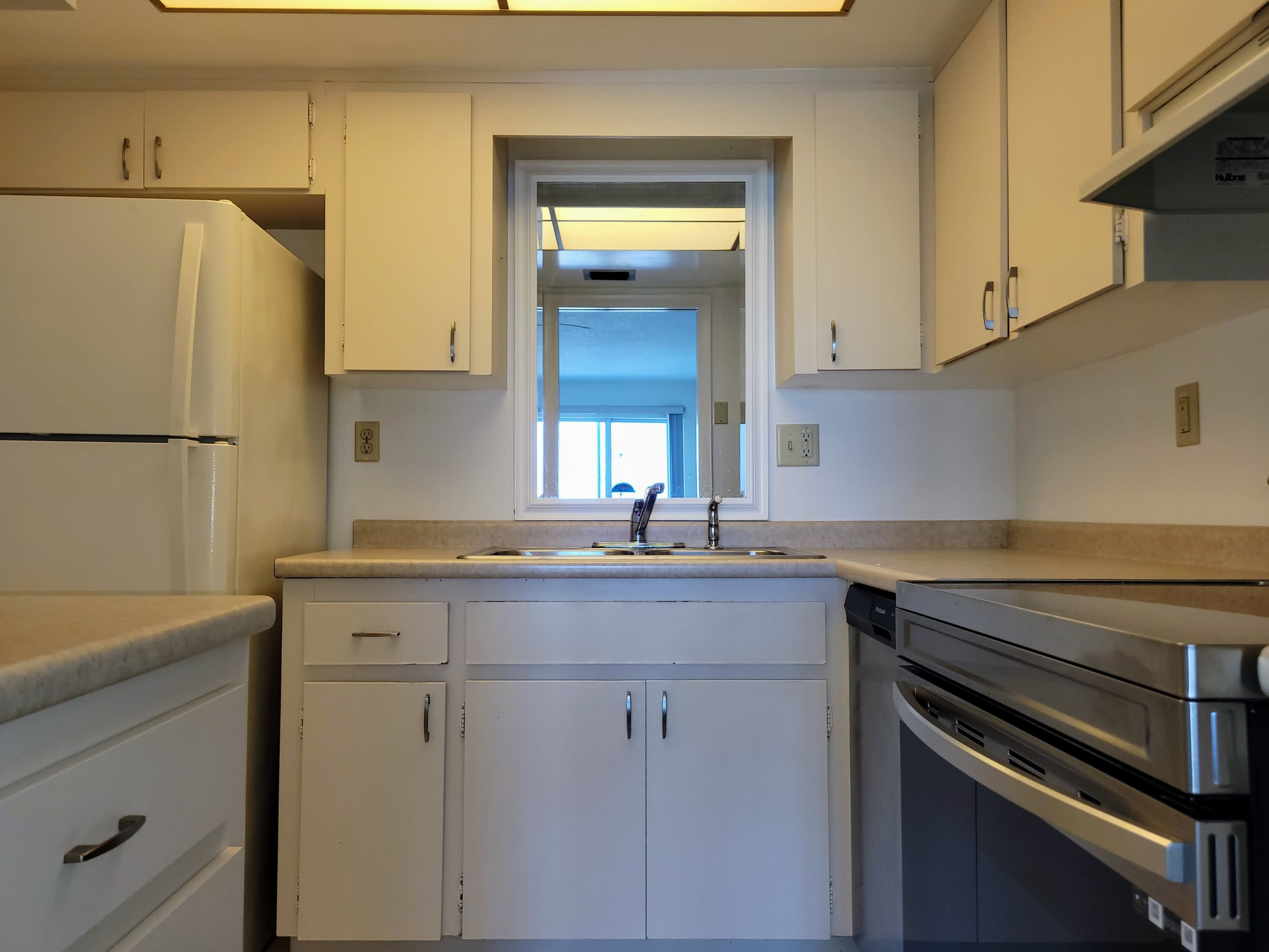 400 64th Avenue N #1001W – photo 5
