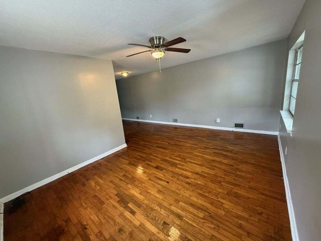 3608 Willow St – photo 2