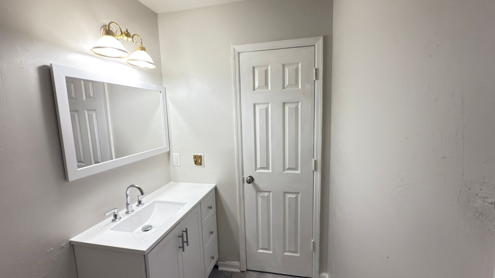 Charming 4BR 2Bath House in Lexington – photo 4