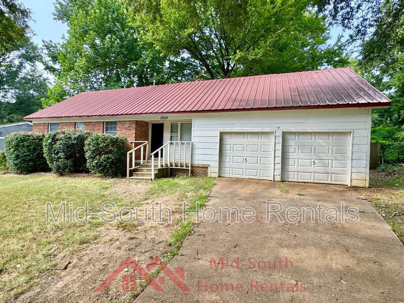 2050 Sharon Ln – photo 2