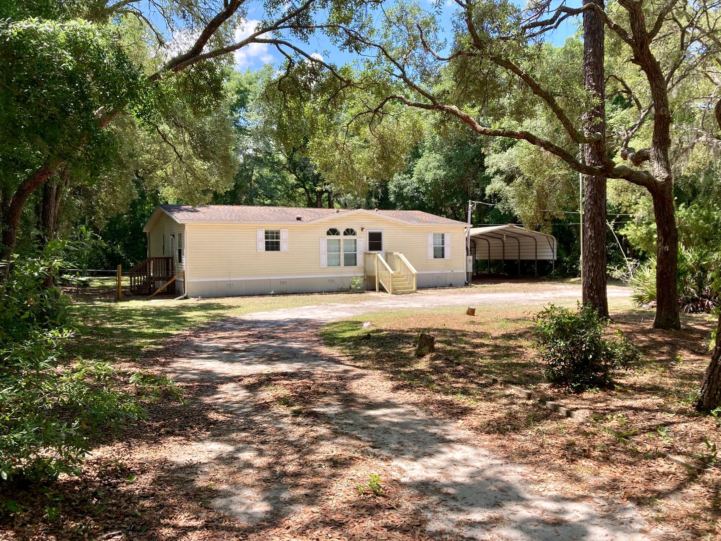 Available Soon! 3 bedroom, 2 bath home with carport and shed! – photo 3