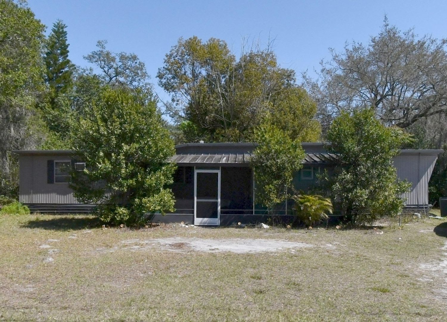 CUTE! 2 BEDROOM / 1 BATH MANUFACTURED HOME (CASSELBERRY) – photo 1