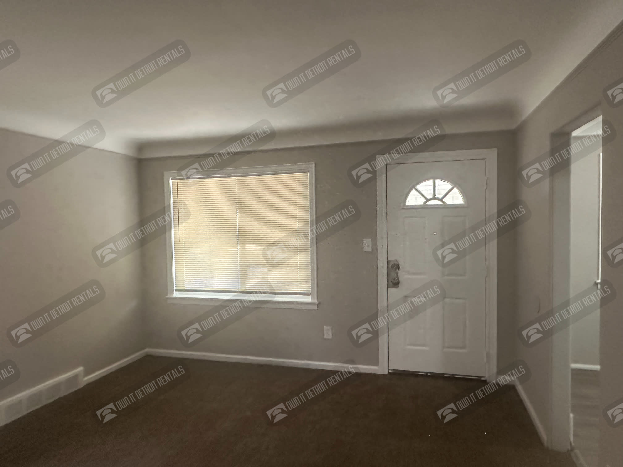 7777 Auburn St – photo 4