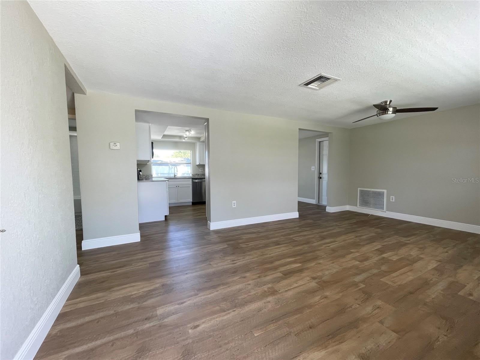 7553 Cumber Drive – photo 3