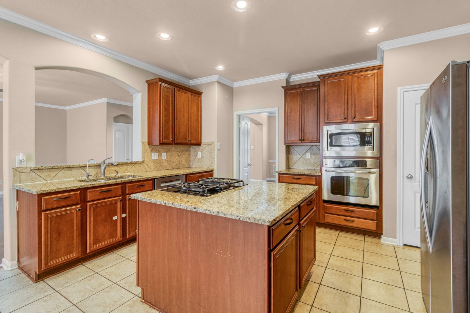 Gorgeous 4 Bd 3 5 Ba 2 Car Garage Available In Sonoma Ranch Helotes Move In Special 500 Off – photo 4