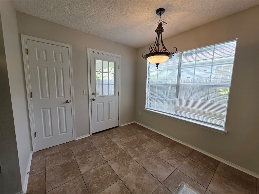 1306 Cresent Street – photo 5