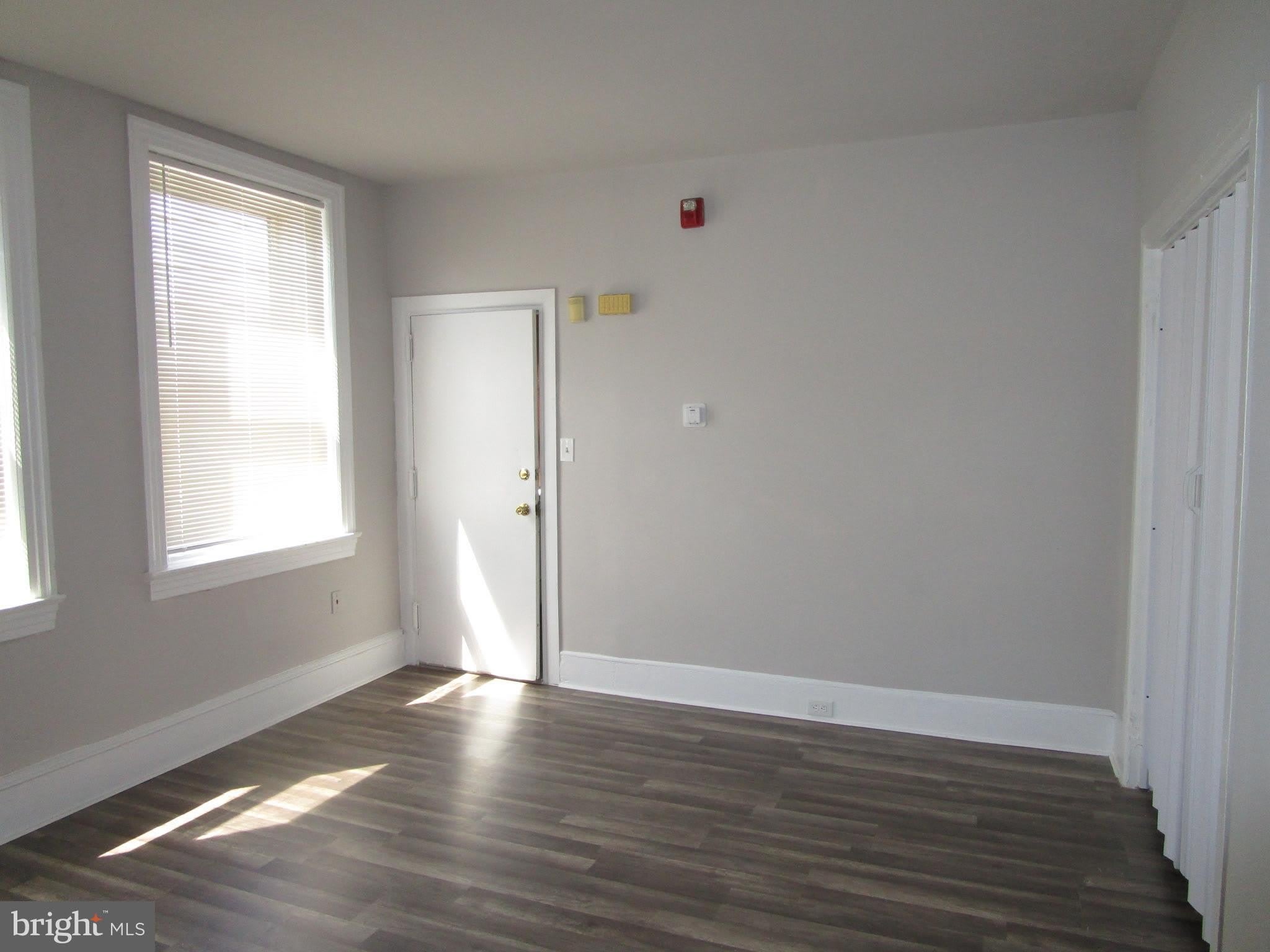 5358 WOODLAND Avenue – photo 2