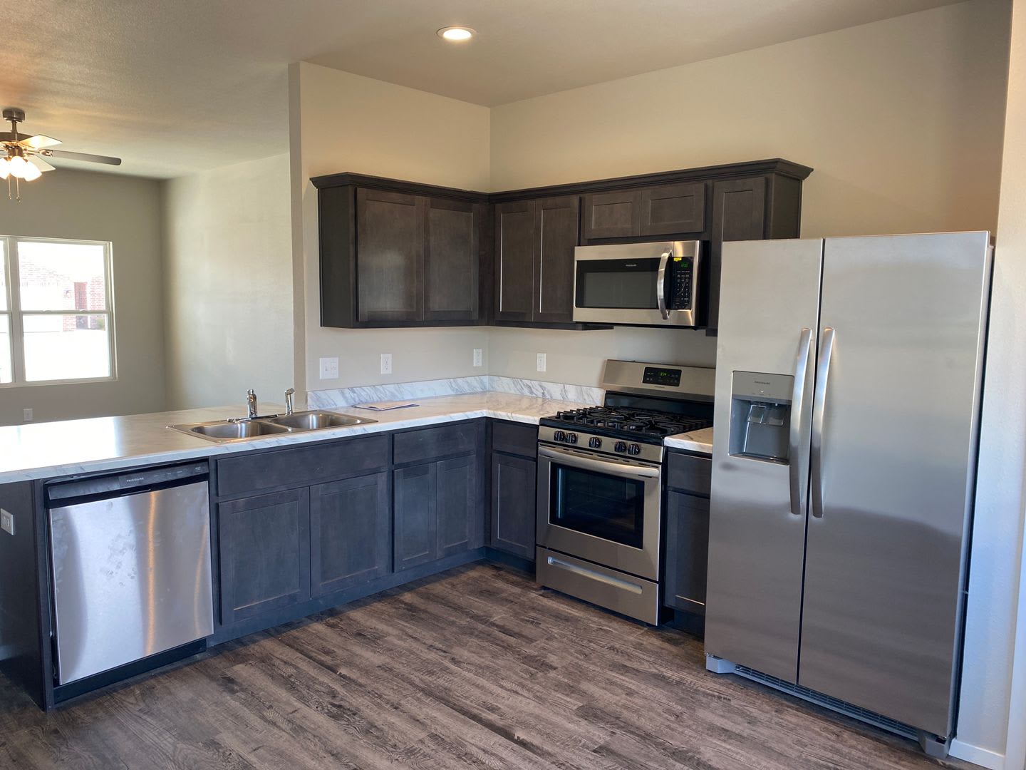 Now Pre-Leasing! Charming 3-Bedroom, 2-Bath Home Coming Soon to Collinsville – photo 5