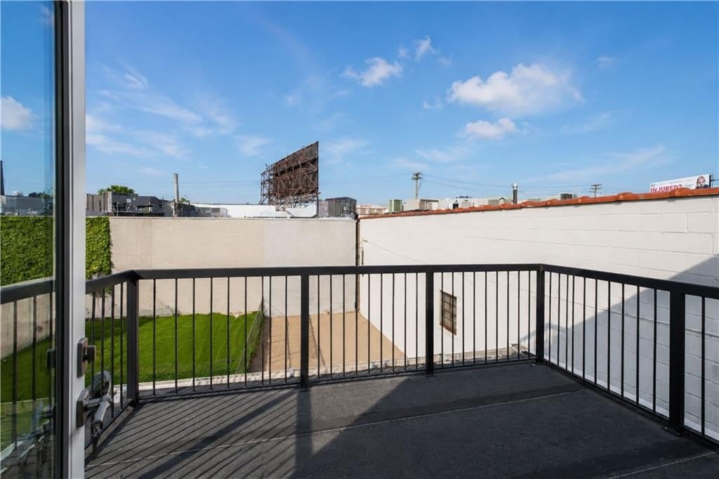 2171 Hendrickson Street – photo 5