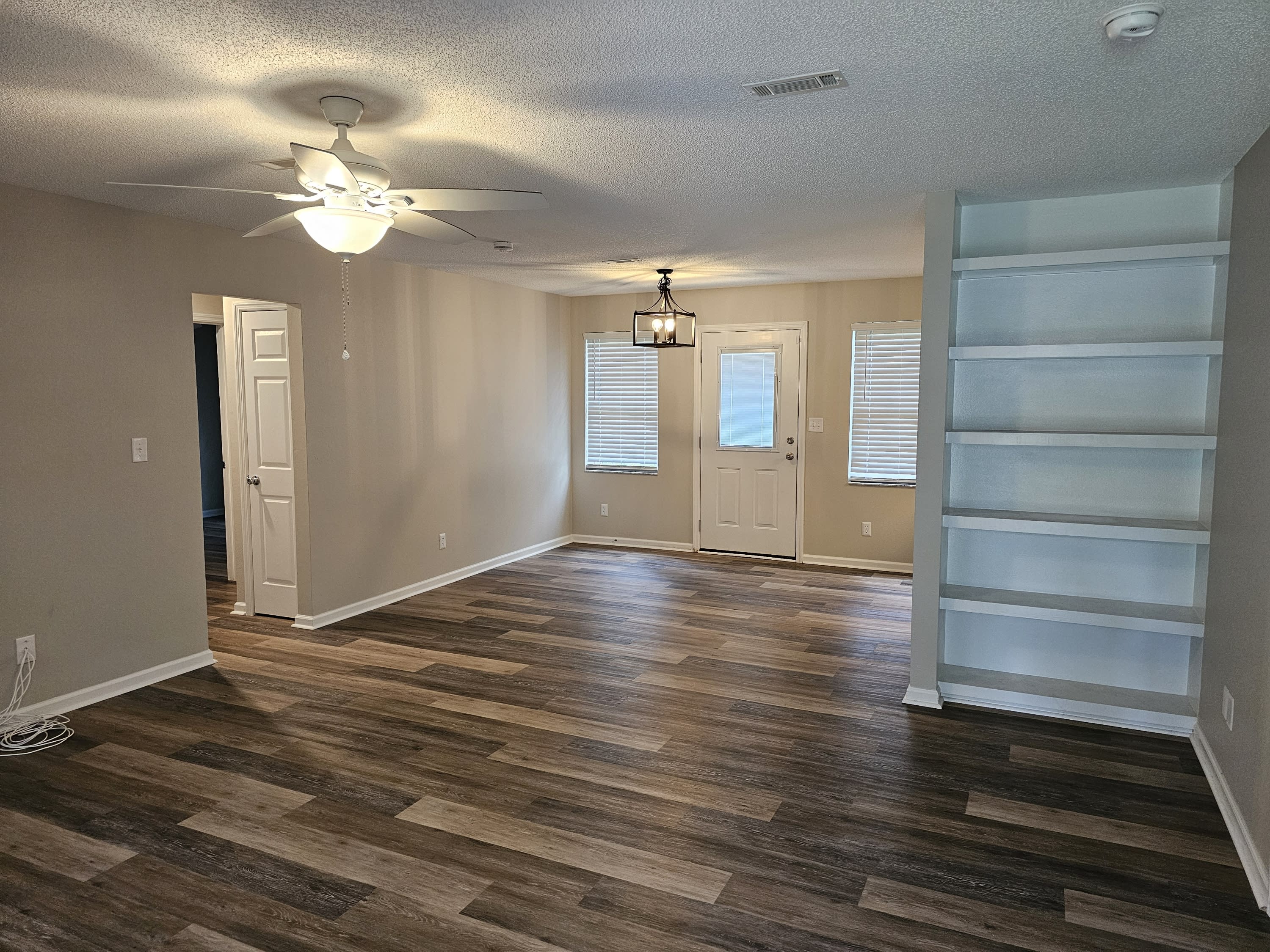 2602 Davis Avenue – photo 2