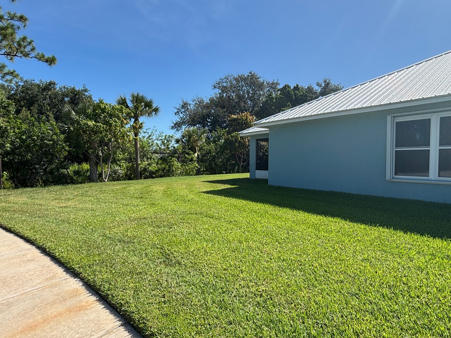 4 BR 2 BA Annual Rental in Gated community with Community Pool – photo 3
