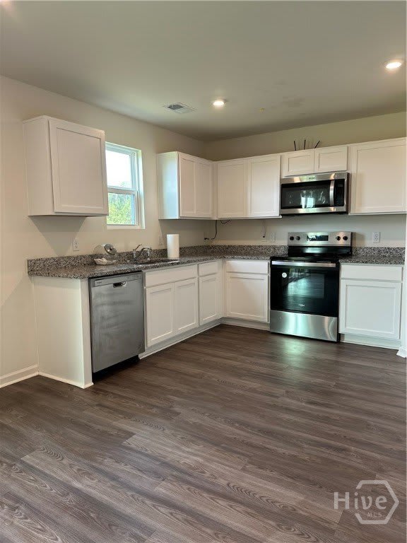 211 Foster Street – photo 4