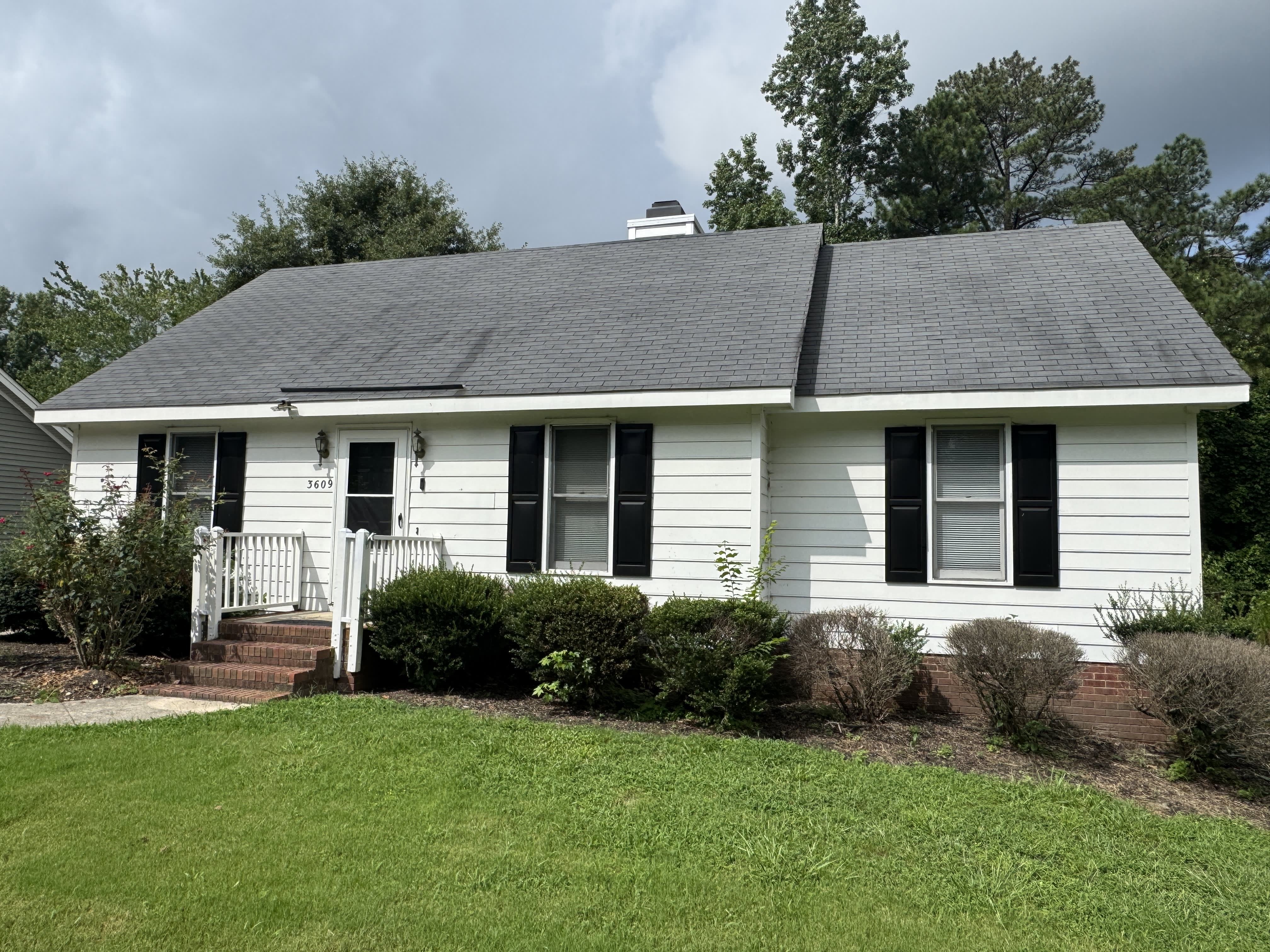 3609 Castlegate Dr – photo 2