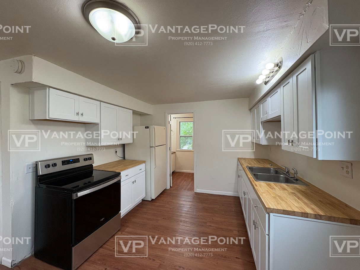 707 Graves Street Upper – photo 2