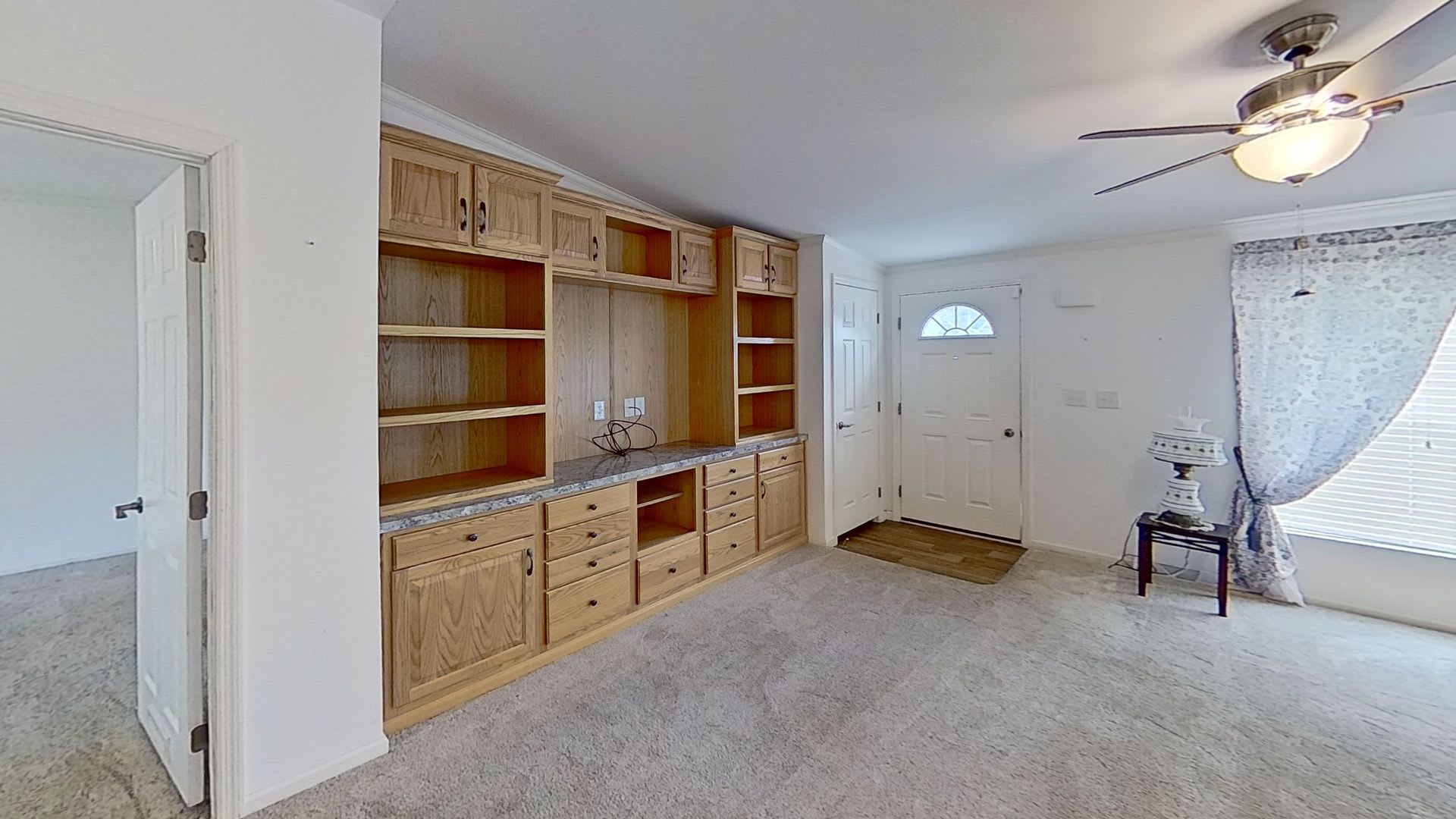 Unique Custom Single Family Home – photo 3