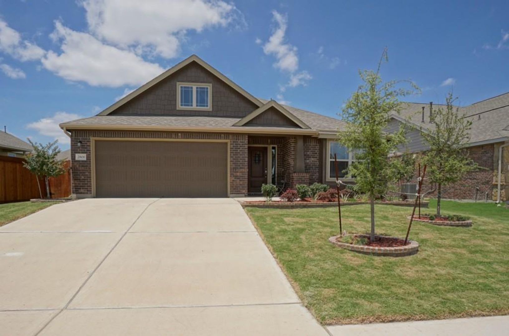 Great One Story Home In Falcon Pointe – photo 2