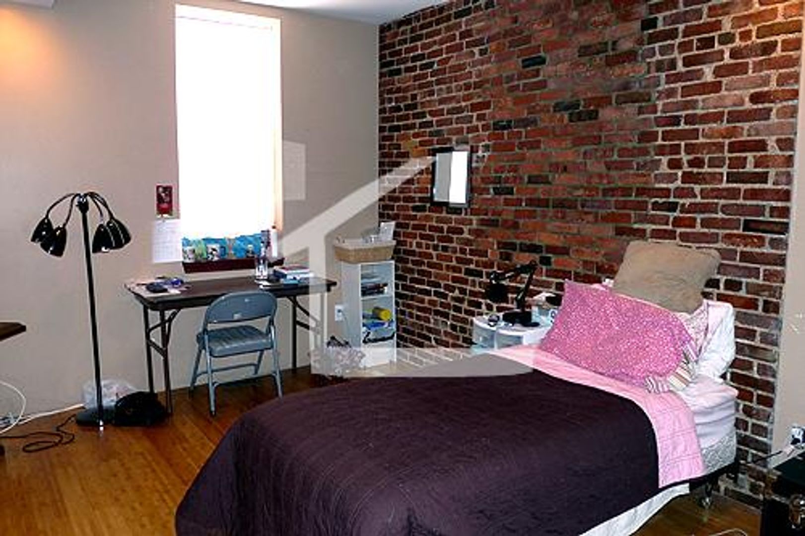 Modern Apt w Exposed Brick on Brookline Allston Border! Near T – photo 3