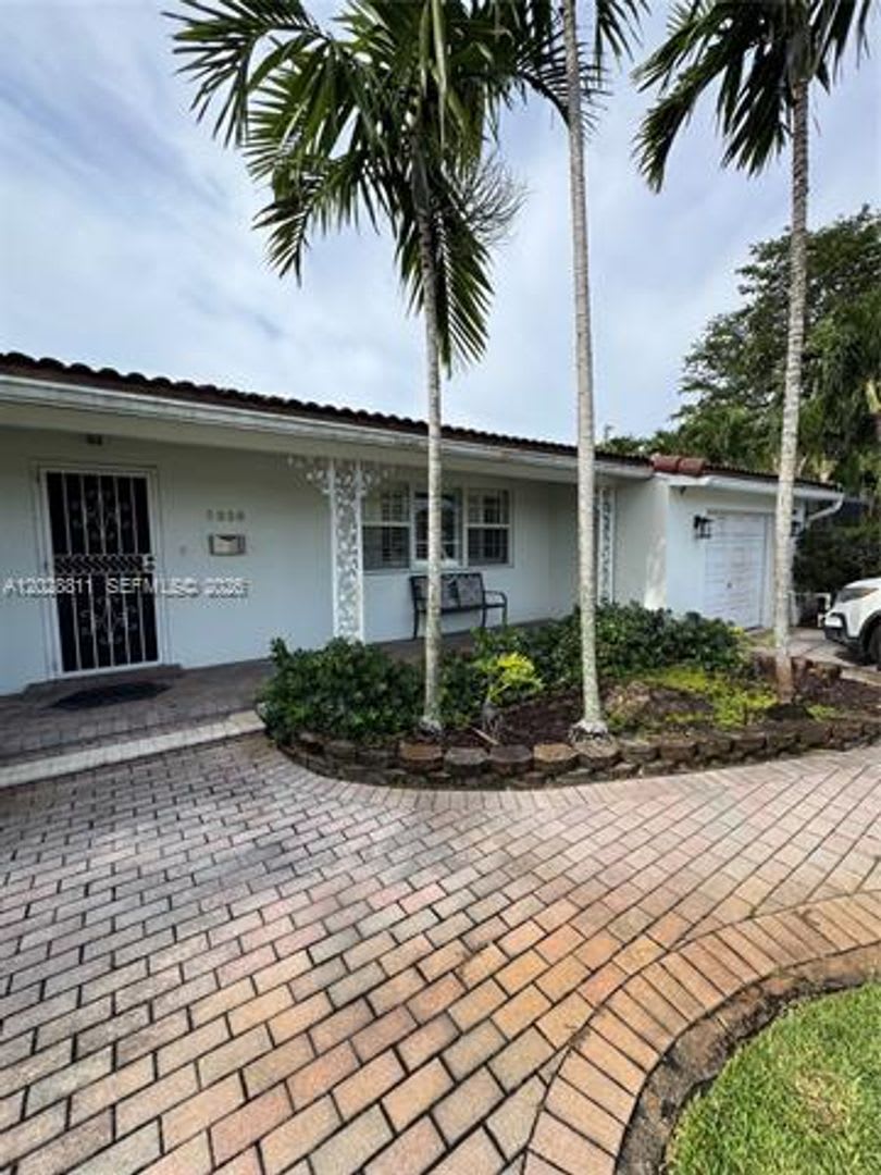 1030 NE 107th St # 0, Miami Shores, FL 33161 – photo 2