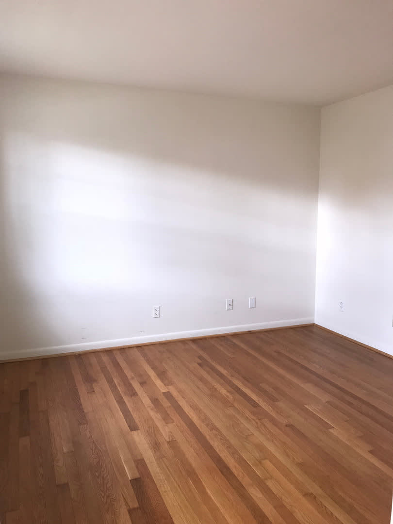 Charming Townhouse in Downtown – photo 4