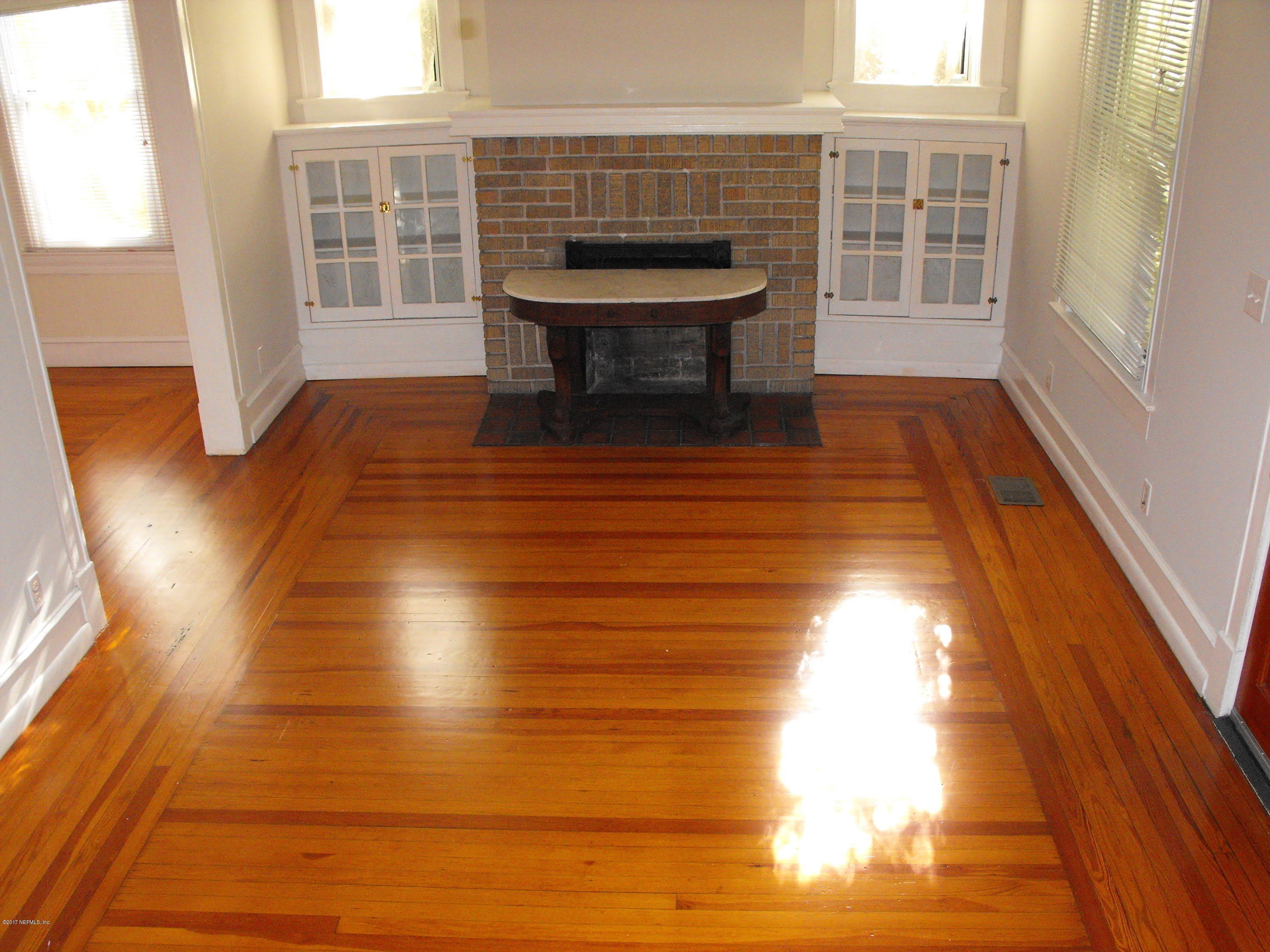 2503 DELLWOOD Avenue – photo 4
