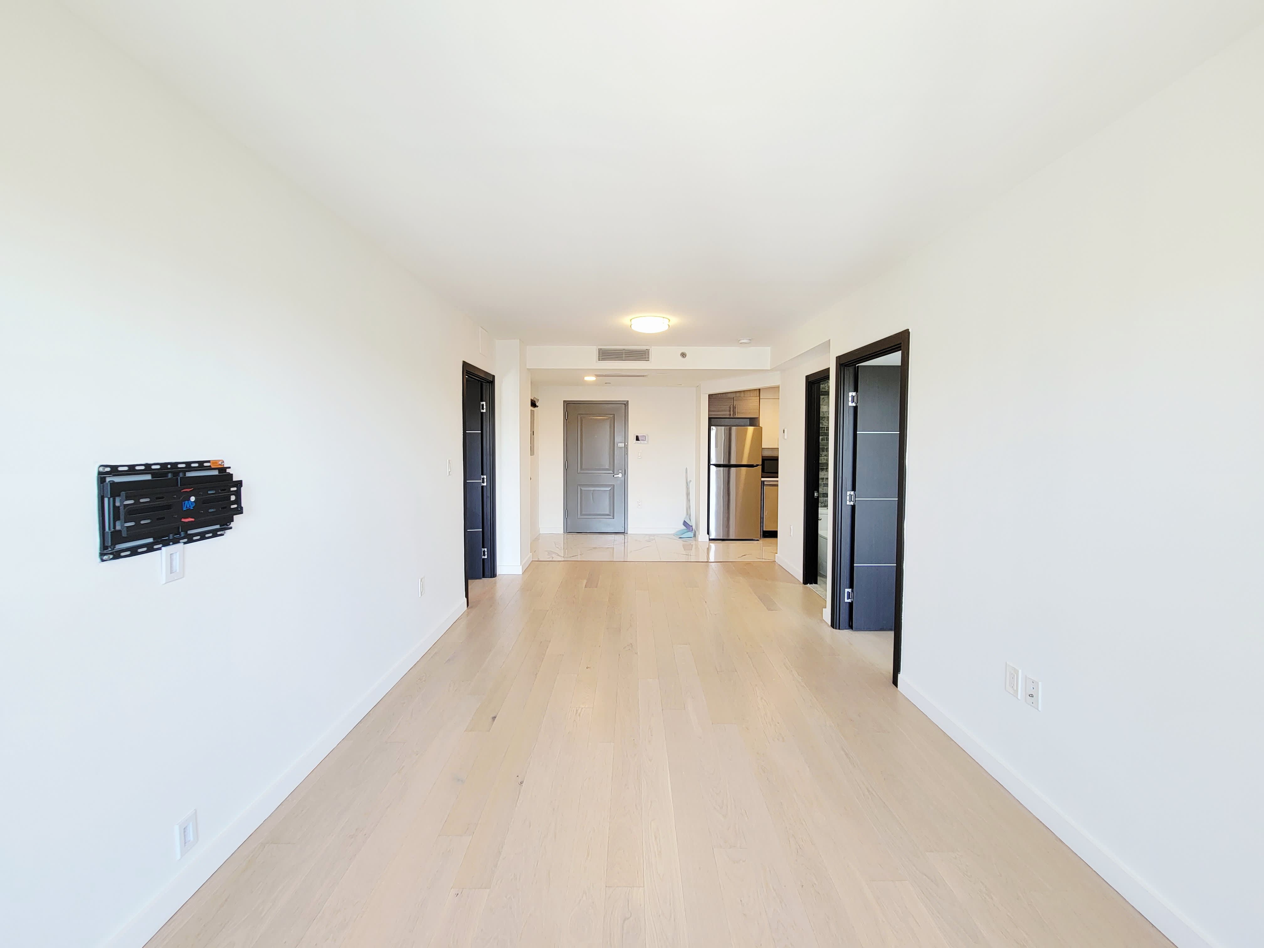 70-09 45th Ave – photo 4