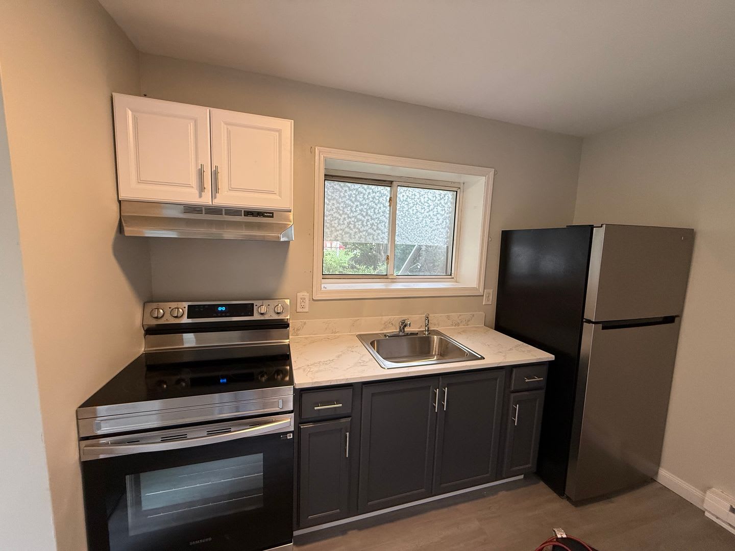 Scranton 3 Bedroom Single Family, Quiet Neighborhood, Gas Heat – photo 2