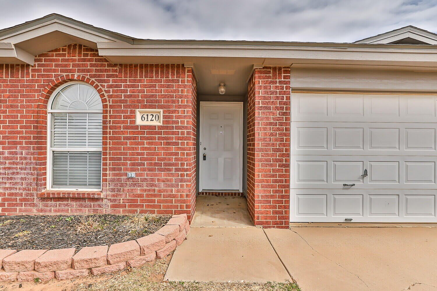6120 7Th Drive – photo 2