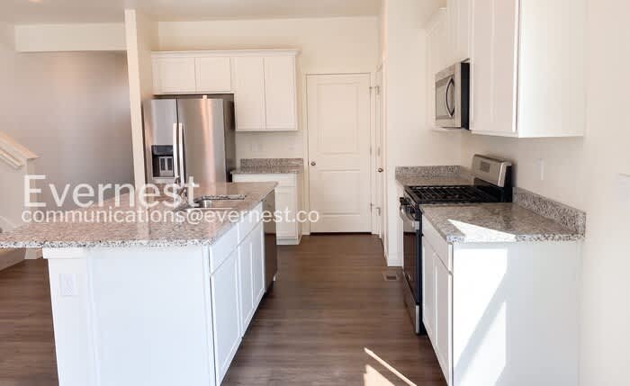 135 65th Avenue – photo 5