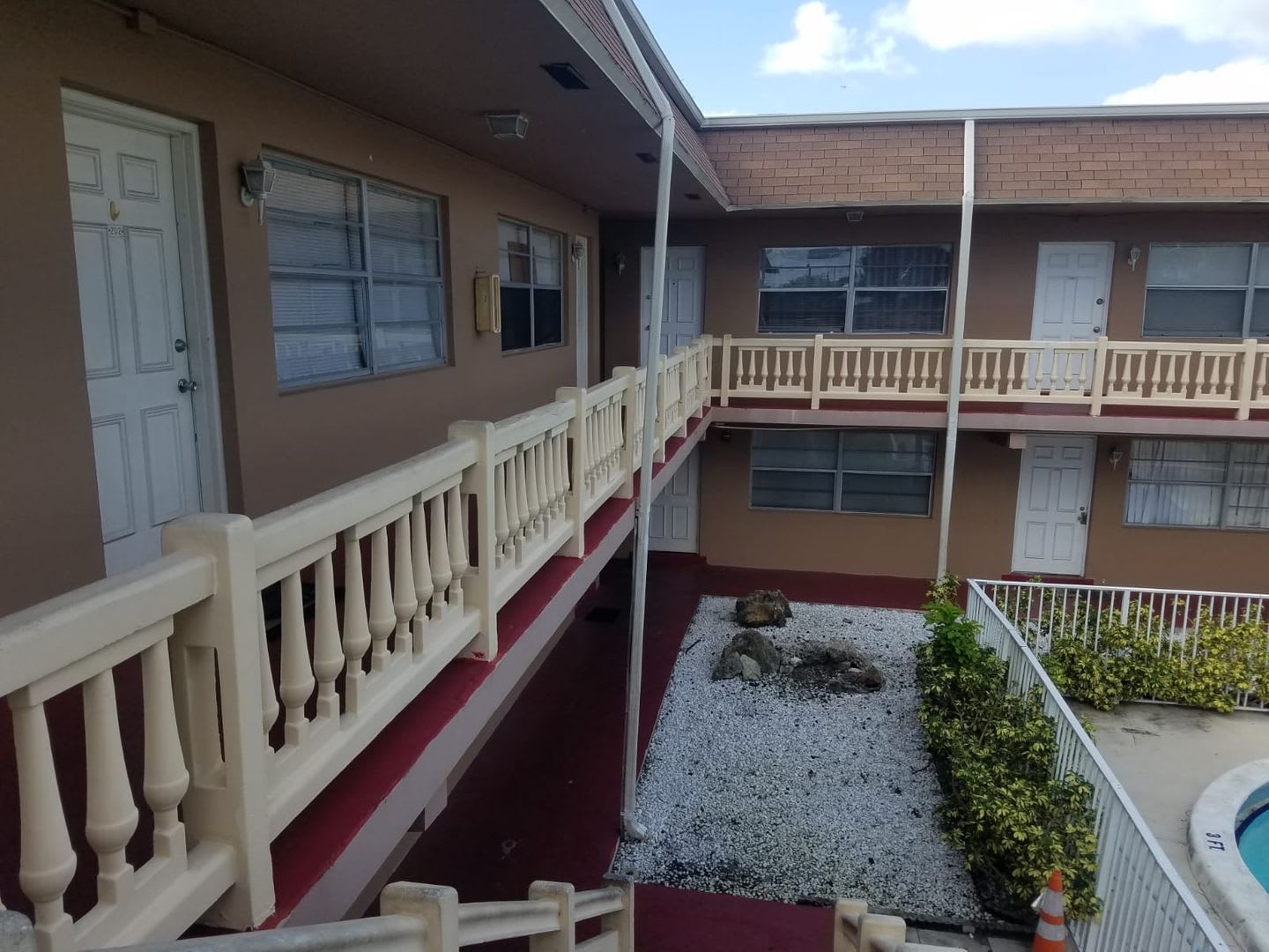 One bedroom apartment in Pompano Beach – photo 2