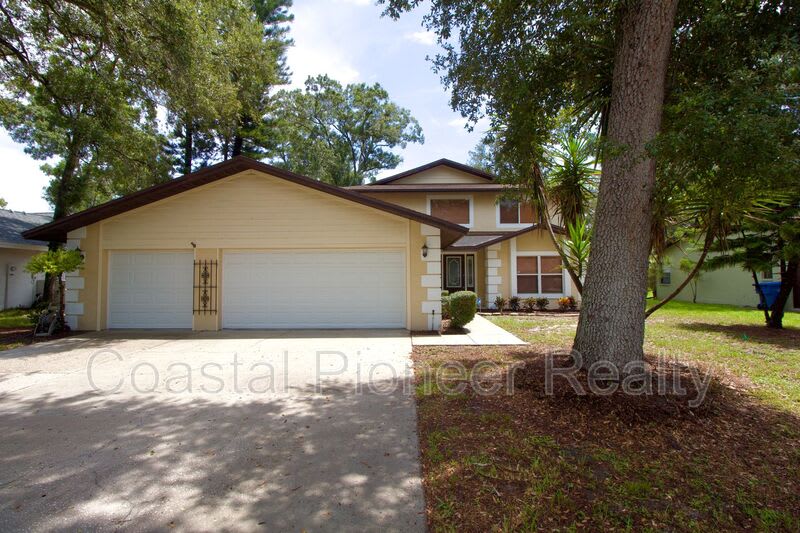 1817 Laurence Ct – photo 2