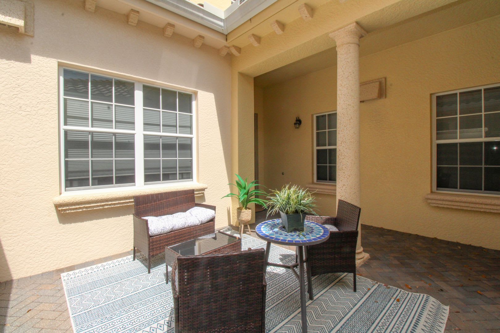 ** FIDDLER'S CREEK 3/3 WATERFRONT COACH HOME ** SOCIAL MEMBERSHIP TO FIDDLER'S CREEK ** – photo 3
