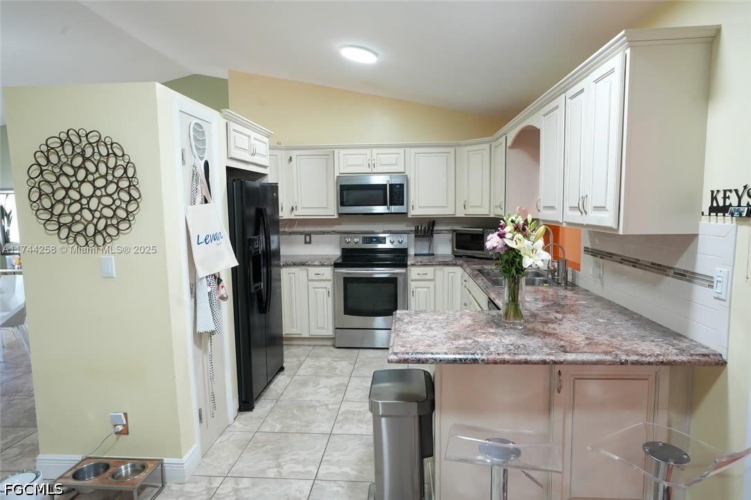 2304 SE 8th Terrace – photo 4