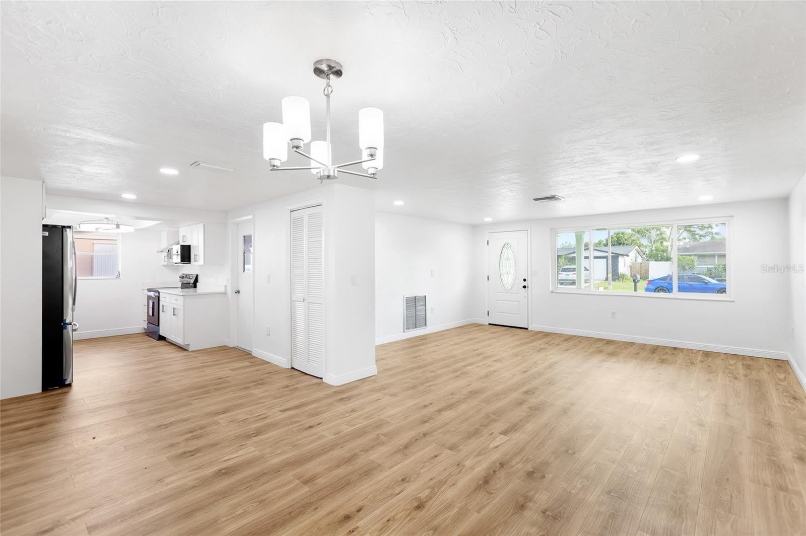 6239 7TH Avenue – photo 5
