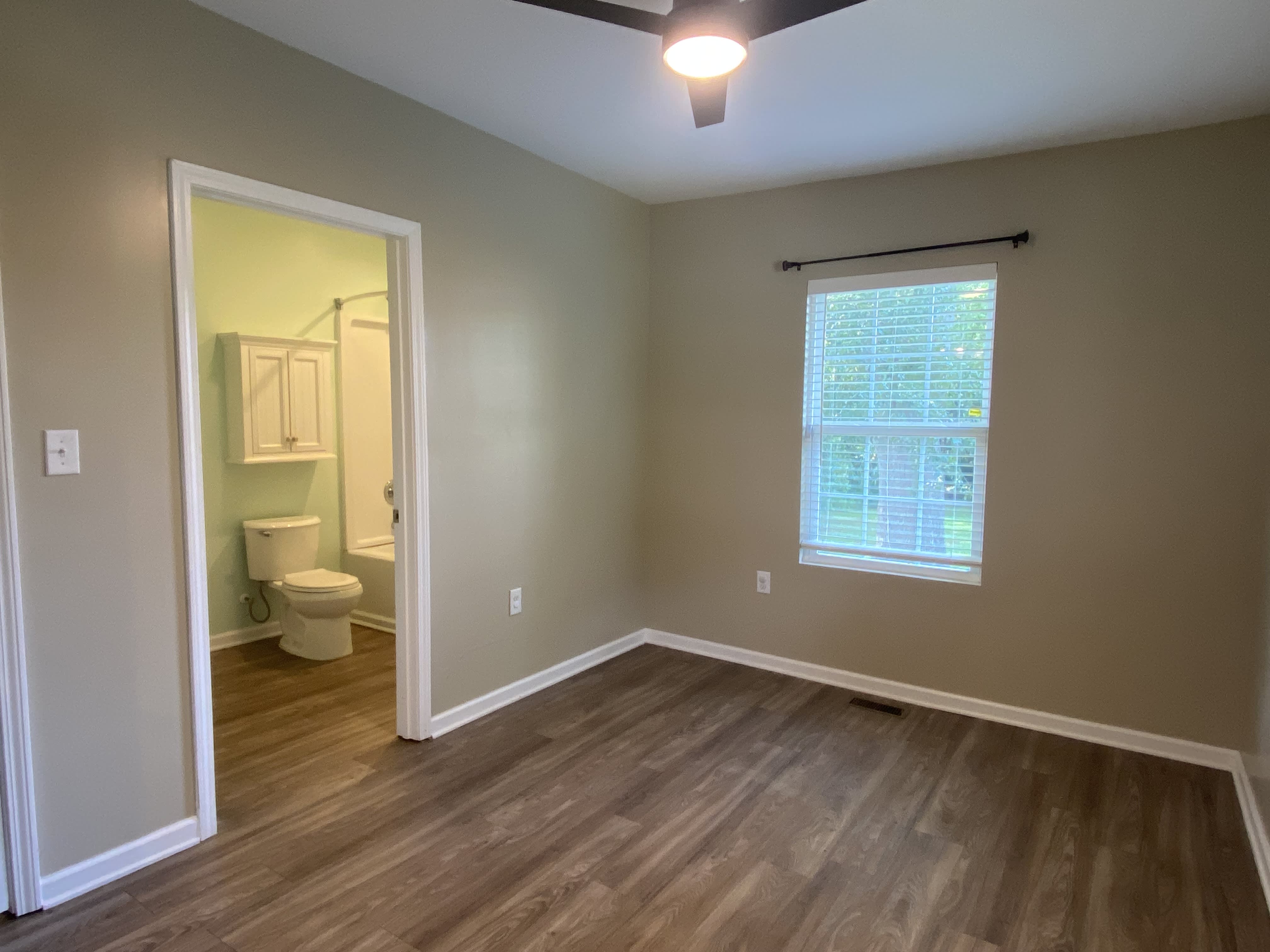 2301 Acme Rd – photo 4