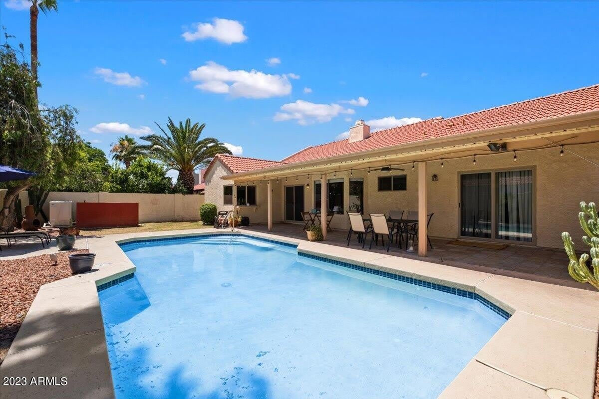 9081 E SAHUARO Drive – photo 3