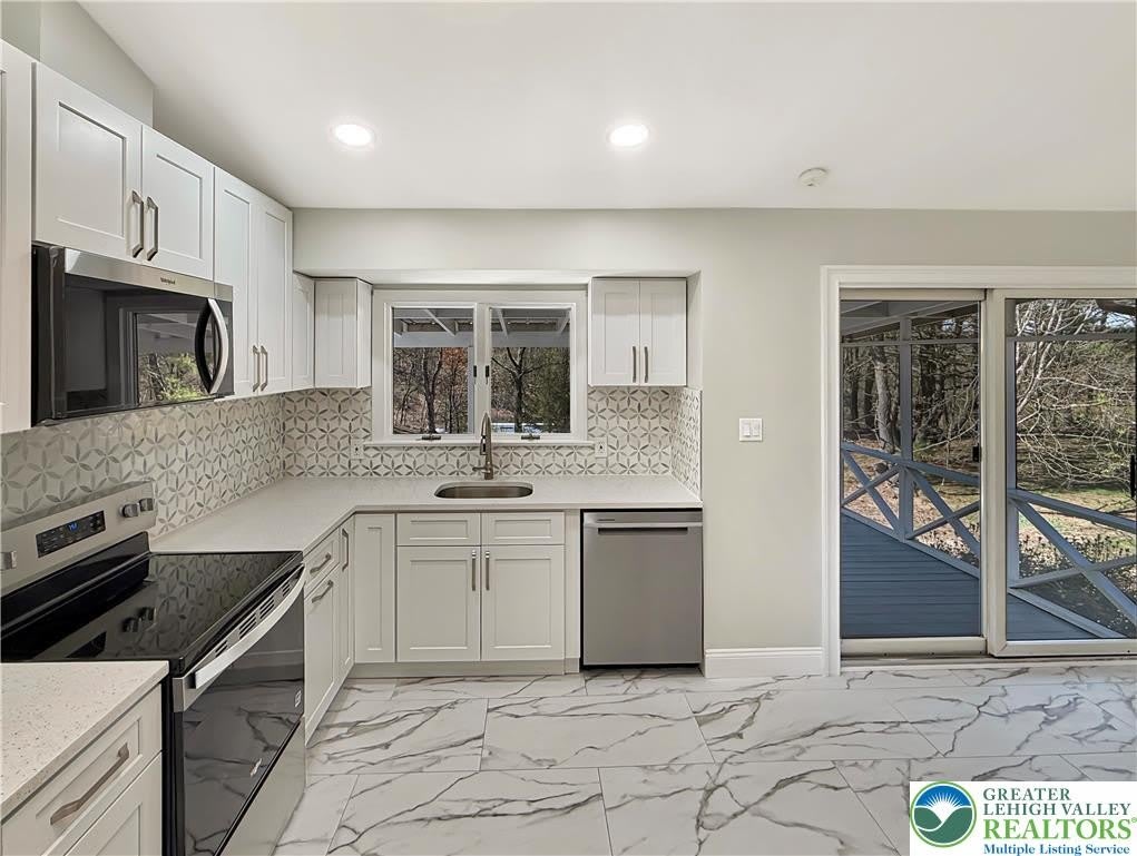 308 Hemlock Lane – photo 4