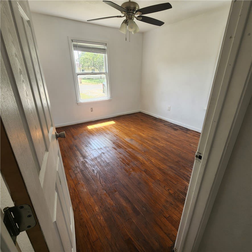 1209 Miami Drive – photo 5