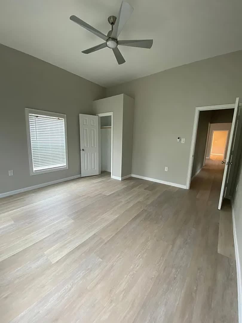 House For Rent 1850 Grand St, Beaumont, TX 77703 – photo 5